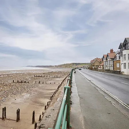 Holiday home Beachside
